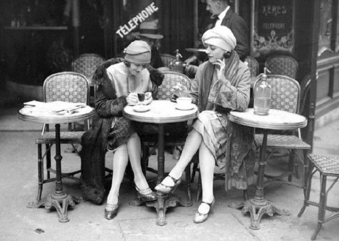 20 завораживающих чёрно белых фотографий из жизни парижан в 1920 х годах