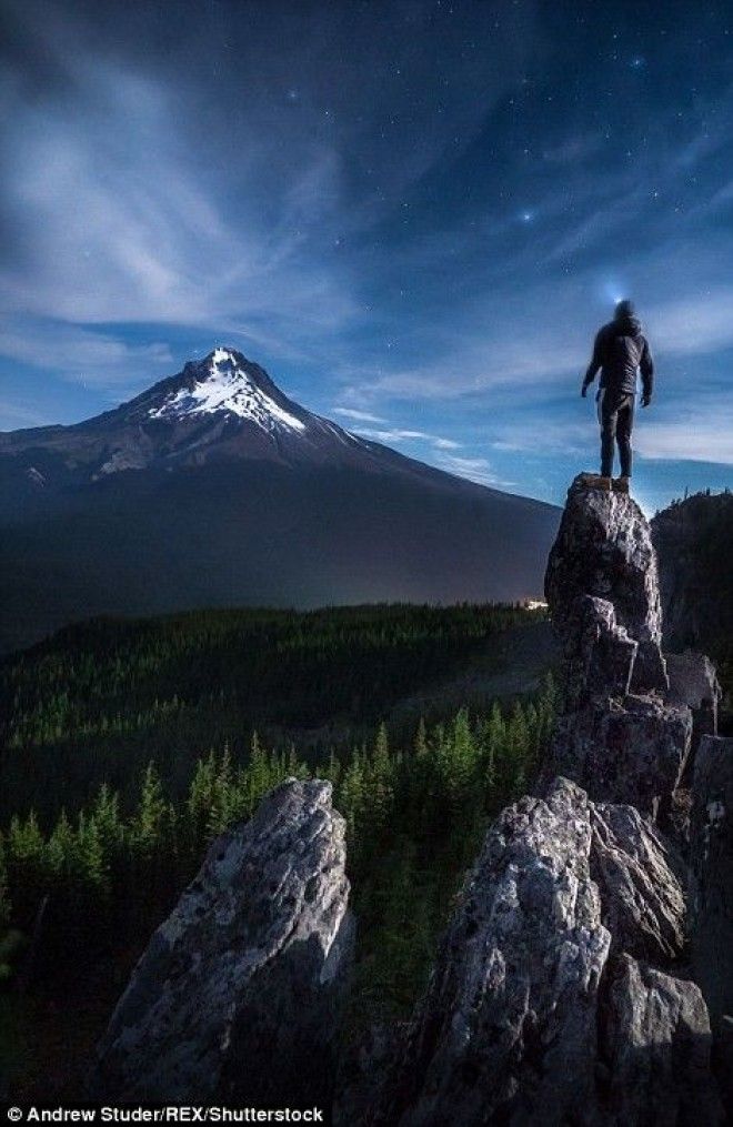 Песчинка в огромном мире: крошечный человек на фоне грандиозных пейзажей