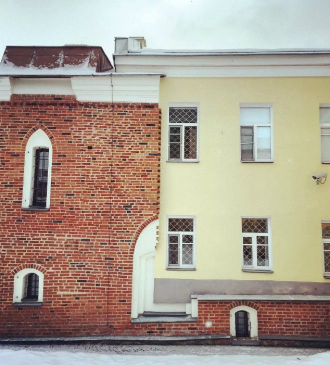 Конфуз строительства