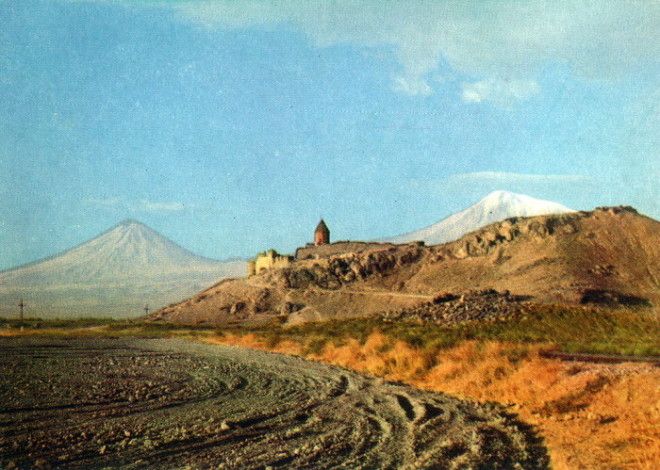 Гегардский монастырь в Абовянском районе 