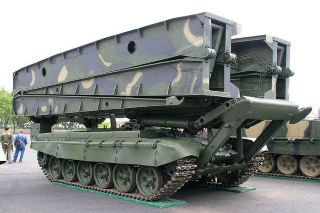 5 самых нестандартных военных машин которые вас точно удивят