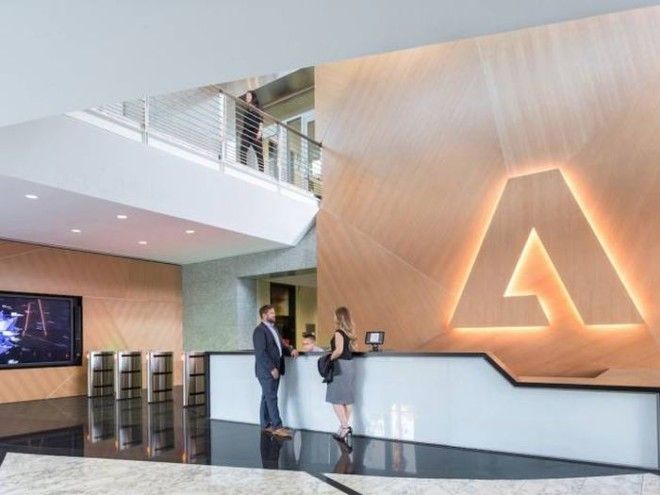 Штабквартира компании Adobe Systems