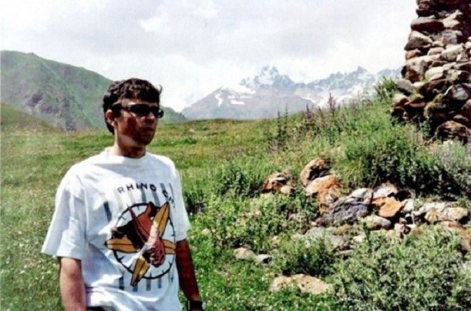 Безвременно погасшие звезды 90х 5 знаменитостей погибших на пике славы