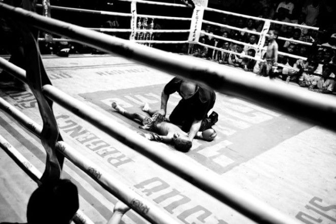 Дети Таиланда - профессиональные боксеры (26 фото)