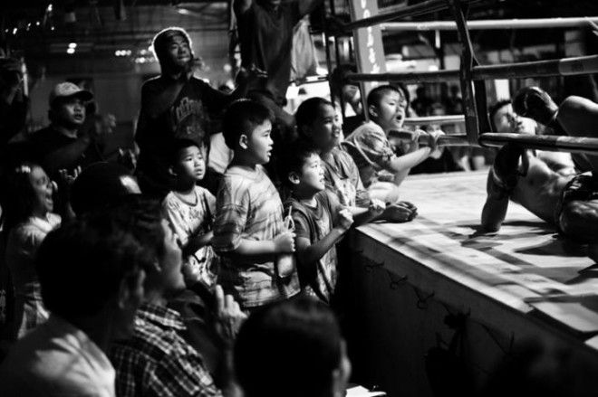 Дети Таиланда - профессиональные боксеры (26 фото)