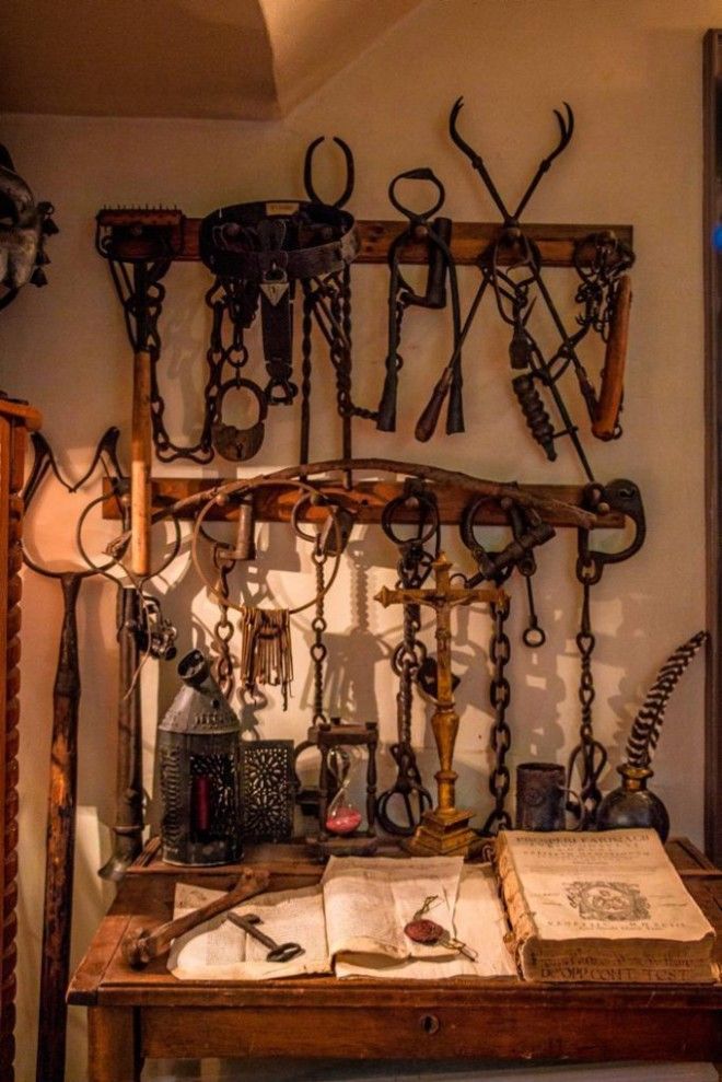 Орудия пыток. Фото: MediaDrumWorld.com