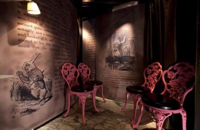 Ресторан Алиса в стране чудес в Токио который тебя поразит