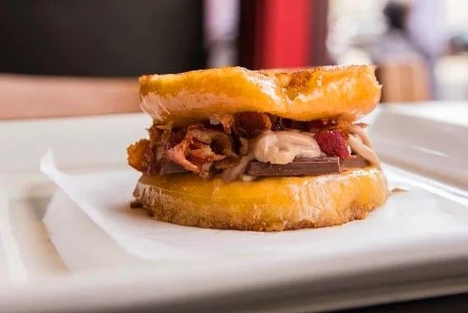 20 самых необычных и даже странных пончиков которые оценят только гурманы