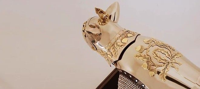 Металлическая броня Новый взгляд на кошкимышки который тебя удивит