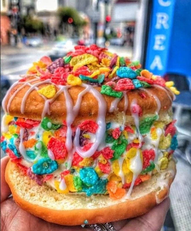 20 самых необычных и даже странных пончиков которые оценят только гурманы