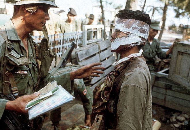 Запах напалма по утрам