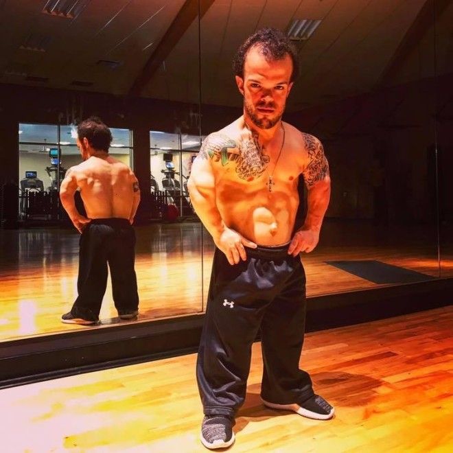 Винс Браско бодибилдер ростом всего 1 метрчья спортивная форма лучше твоей