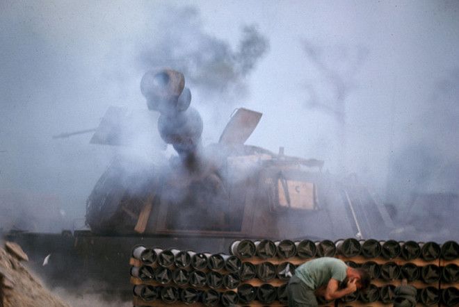 Запах напалма по утрам