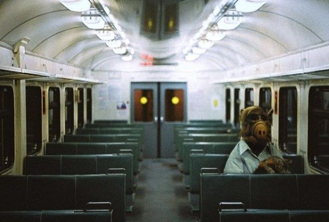 Грустная реальность в нереальных картинках (40 картинок)