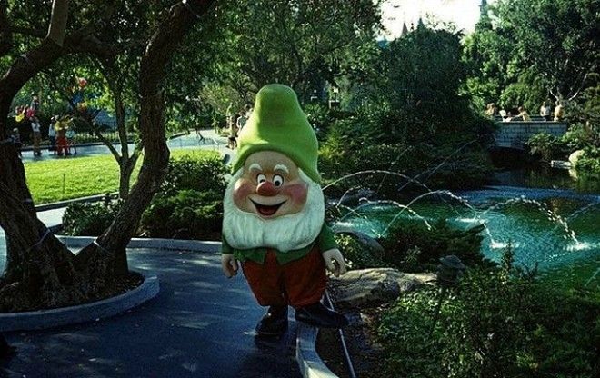 17 криповых винтажных костюмов из Диснейленда которые испугают кого угодно