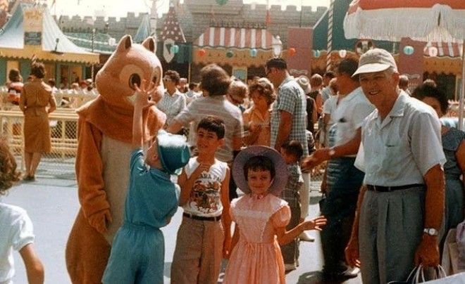 17 криповых винтажных костюмов из Диснейленда которые испугают кого угодно