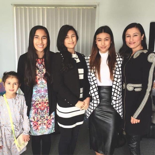 11 фото глядя на которые вы не сможете сразу понять где мама а где дочь