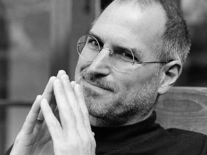 В 1983 году после доклада на конференции Стив Джобс заложил собственную капсулу времени Что из перечисленного ниже он туда поместил