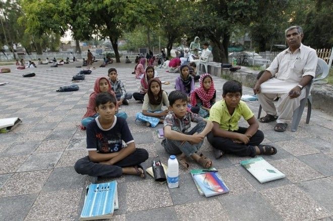 Снова в школу в каких условиях учатся дети по всему миру