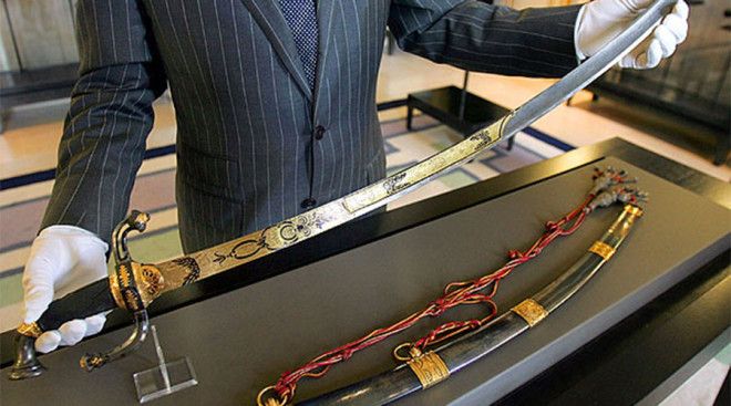 Самое дорогое холодное оружие мира