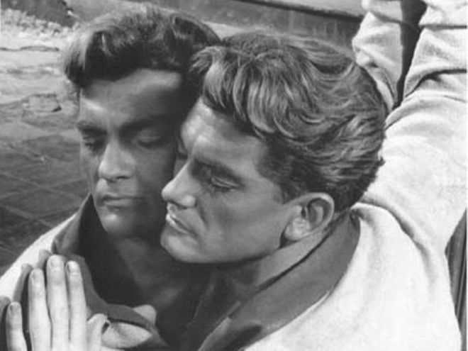 Жан Маре в роли Орфея, 1949 | Фото: kino-teatr.ru Жан Маре в роли Орфея 1949 Фото kinoteatrru