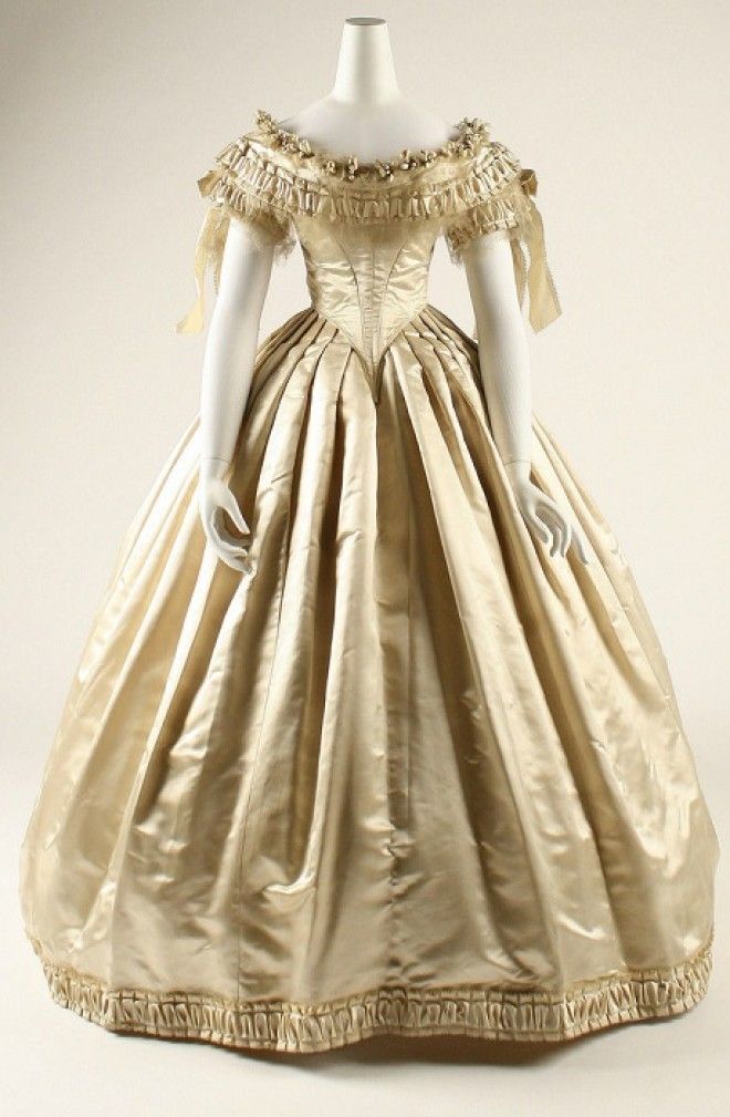 Шелковое платье. США, 1859 год. | Фото: fiveminutehistory.com. Шелковое платье США 1859 год Фото fiveminutehistorycom
