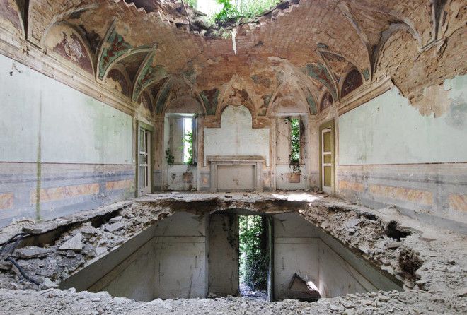 На каждой из этих фотографий хотелось бы остановится...