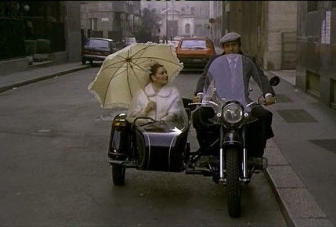 Какие там машины, мотоциклы! ;-)