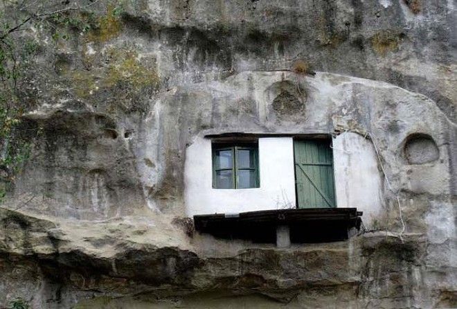 Город простоял более 8-ми веков, и ещё столько же простоит :-)